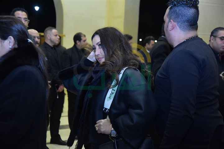 بالصور.. عزاء والد إيهاب توفيق بمسجد المشير بالتجمع الخامس
