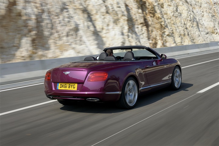 برنامج Bentley للسيارات المستعمَلة المعتمَدة ‘Certified by Bentley’ يرسي المعايير ضمن قطاع السيارات الفاخرة المستعمَلة