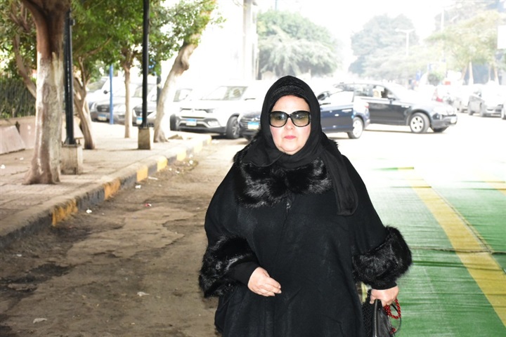 بالصور.. تشيع جثمان الفنانه ماجده الصباحي من مسجد مصطفى محمود بالصور.. تشيع جثمان الفنانه ماجده الصباحي من مسجد مصطفى محمود