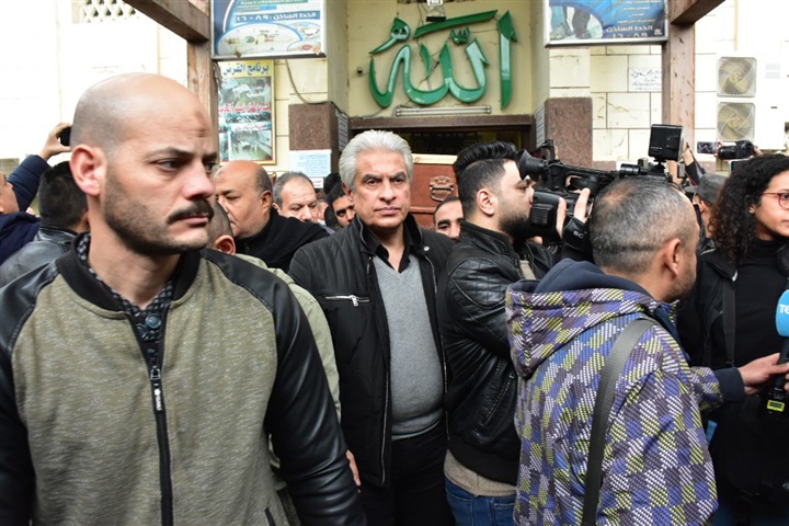بالصور.. تشيع جثمان الفنانه ماجده الصباحي من مسجد مصطفى محمود بالصور.. تشيع جثمان الفنانه ماجده الصباحي من مسجد مصطفى محمود