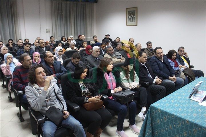 بالصور.. نقابة الصحفيين تحتفي بكتاب "ريحة الحبايب" للروائي محمد إبراهيم طعيمه بالصور.. نقابة الصحفيين تحتفي بكتاب "ريحة الحبايب" للروائي محمد إبراهيم طعيمه