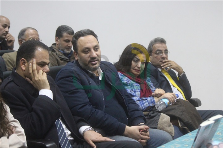 بالصور.. نقابة الصحفيين تحتفي بكتاب "ريحة الحبايب" للروائي محمد إبراهيم طعيمه بالصور.. نقابة الصحفيين تحتفي بكتاب "ريحة الحبايب" للروائي محمد إبراهيم طعيمه