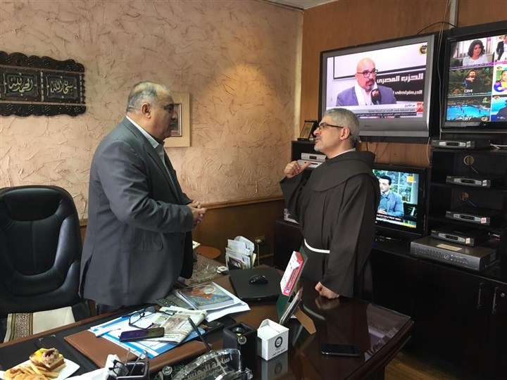  بالصور.. الاب بطرس دانيال والمخرج اسامة البهنسى رئيس القنوات المتخصصة يستعدان للمهرجان الكاثوليكي 68 بالصور.. الاب بطرس دانيال والمخرج اسامة البهنسى رئيس القنوات المتخصصة يستعدان للمهرجان الكاثوليكي 68