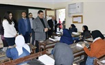 محافظ البحيرة يسلم التابلت لطالبات الصف الأول الثانوى بمدرسة دمنهور الثانوية بنات 