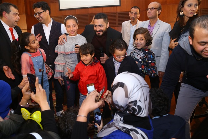 حفل وتكريم تامر حسني من جريدة الأهرام حفل وتكريم تامر حسني من جريدة الأهرام