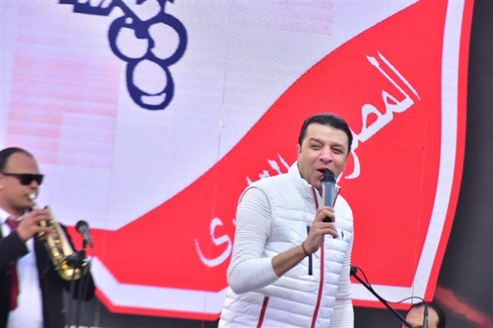 بالصور.. مصطفى كامل يحيي احتفالية أعياد الشرطة بالأغاني الوطنية برعاية تيسير مطر بالصور.. مصطفى كامل يحيي احتفالية أعياد الشرطة بالأغاني الوطنية برعاية تيسير مطر