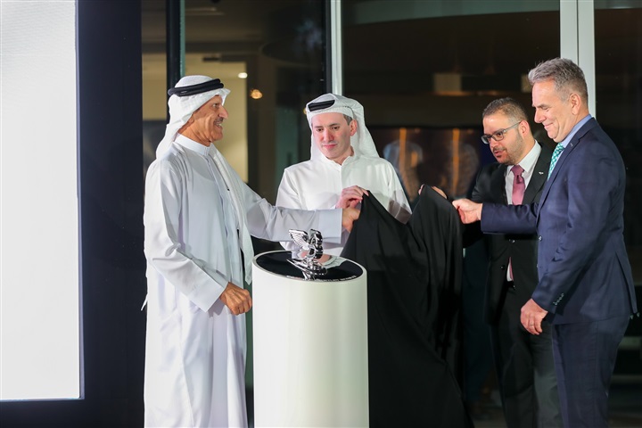 Bentley Emirates تفتتح صالة عرض جديدة في قلب العاصمة الإماراتية أبوظبي