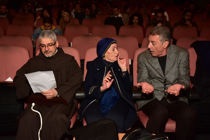 بالصور.. محمود حميدة وصناع مهرجان الأقصر يحتفلون بذكرى ميلاد يوسف شاهين بالصور.. محمود حميدة وصناع مهرجان الأقصر يحتفلون بذكرى ميلاد يوسف شاهين