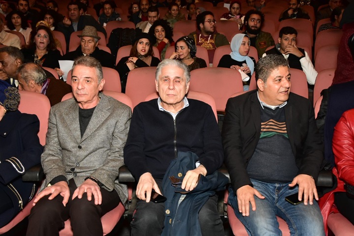 بالصور.. محمود حميدة وصناع مهرجان الأقصر يحتفلون بذكرى ميلاد يوسف شاهين بالصور.. محمود حميدة وصناع مهرجان الأقصر يحتفلون بذكرى ميلاد يوسف شاهين