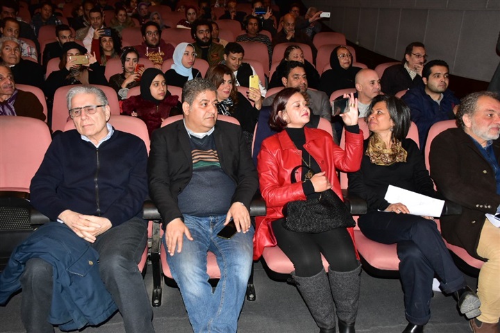 بالصور.. محمود حميدة وصناع مهرجان الأقصر يحتفلون بذكرى ميلاد يوسف شاهين بالصور.. محمود حميدة وصناع مهرجان الأقصر يحتفلون بذكرى ميلاد يوسف شاهين