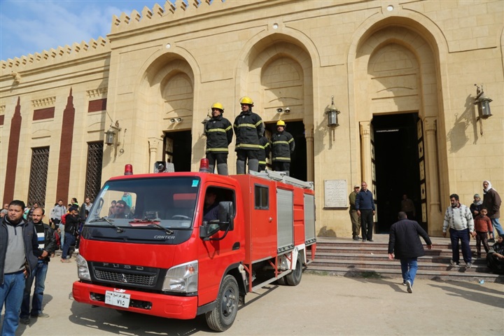 بالصور.. جنازة «شهيد دسوق» تتحول لمظاهرة ضد الإرهاب بكفر الشيخ