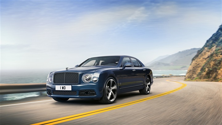 Bentley تحتفي بسيارة Mulsanne الأيقونية والمحرّك الأسطوري عبر طراز ’6.75 Edition‘ الفريد والنهائي Bentley تحتفي بسيارة Mulsanne الأيقونية والمحرّك الأسطوري عبر طراز ’6.75 Edition‘ الفريد والنهائي