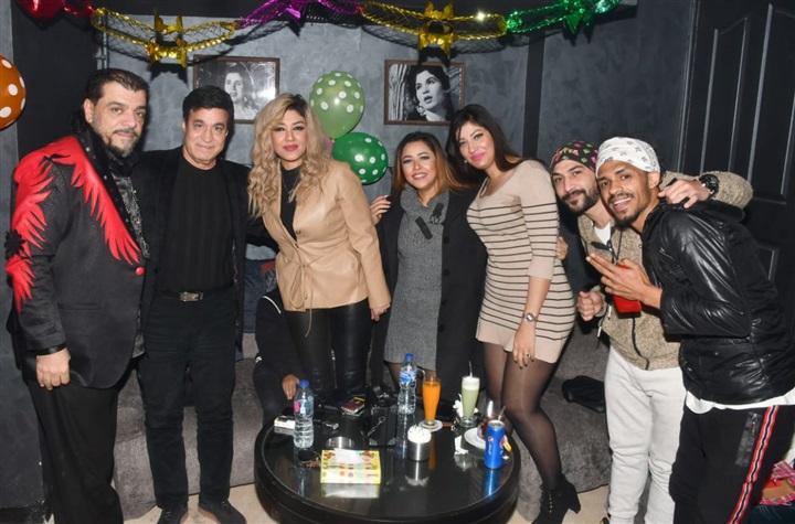 بالصور.. نجوم الفن يحتفلون بعيد ميلاد المخرج عمرحفيظ بالصور.. نجوم الفن يحتفلون بعيد ميلاد المخرج عمرحفيظ
