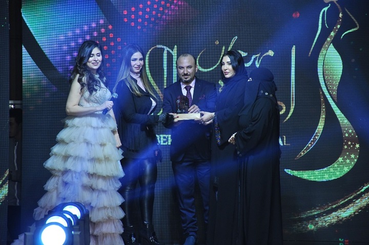 بالصور .. تكريم نجوم الفن بمهرجان أزياء أكتوبر بالصور .. تكريم نجوم الفن بمهرجان أزياء أكتوبر