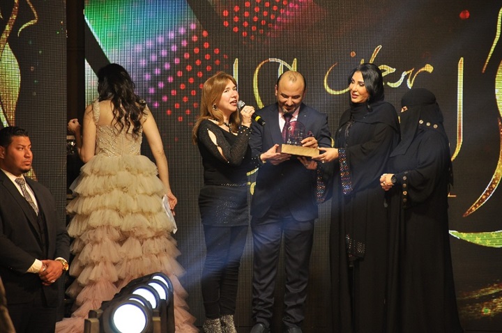 بالصور .. تكريم نجوم الفن بمهرجان أزياء أكتوبر بالصور .. تكريم نجوم الفن بمهرجان أزياء أكتوبر