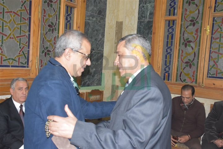 بالصور.. بدء عزاء والد خالد ميري بحضور السفير السعودي والقيادات السياسية بالصور.. بدء عزاء والد خالد ميري بحضور السفير السعودي والقيادات السياسية