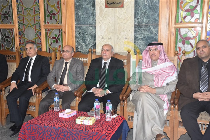 بالصور.. بدء عزاء والد خالد ميري بحضور السفير السعودي والقيادات السياسية بالصور.. بدء عزاء والد خالد ميري بحضور السفير السعودي والقيادات السياسية