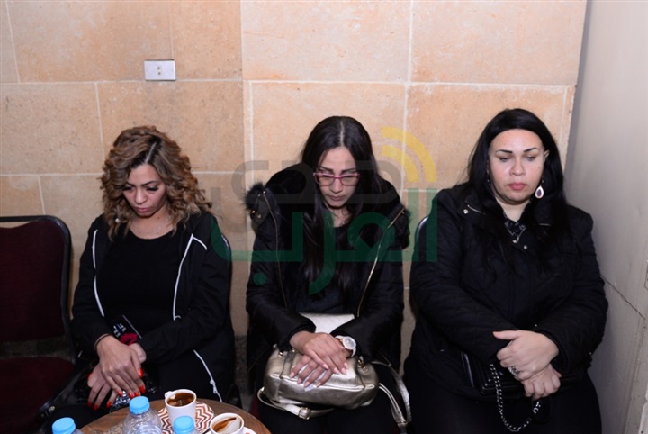 بالصور.. عزاء والدة الفنانة هبه السيسى حضور نجوم الفن بالصور.. عزاء والدة الفنانة هبه السيسى حضور نجوم الفن