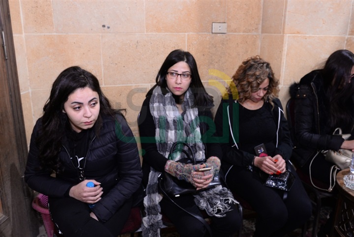 بالصور.. عزاء والدة الفنانة هبه السيسى حضور نجوم الفن بالصور.. عزاء والدة الفنانة هبه السيسى حضور نجوم الفن
