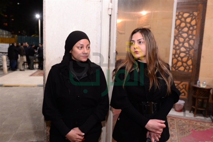 بالصور.. عزاء والدة الفنانة هبه السيسى حضور نجوم الفن بالصور.. عزاء والدة الفنانة هبه السيسى حضور نجوم الفن