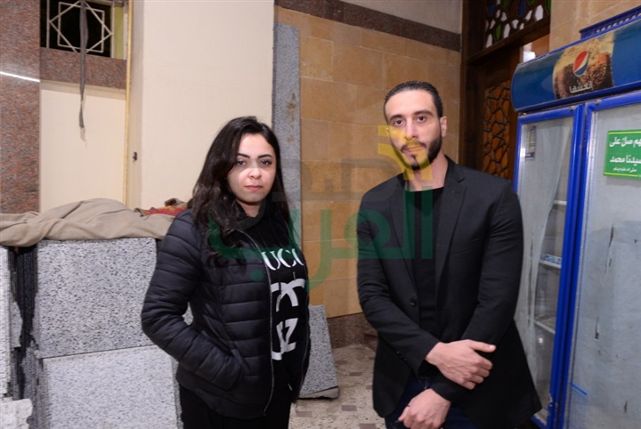 بالصور.. عزاء والدة الفنانة هبه السيسى حضور نجوم الفن بالصور.. عزاء والدة الفنانة هبه السيسى حضور نجوم الفن