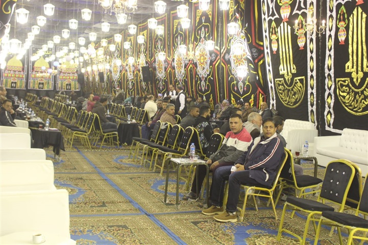 بالصور.. بدء عزاء والد طارق الشيخ بالشرابية بالصور.. بدء عزاء والد طارق الشيخ بالشرابية