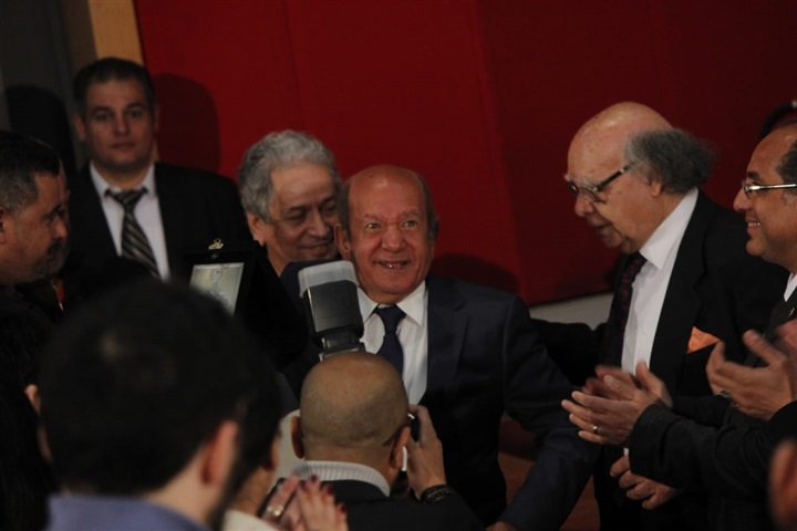 بالصور.. تكريم لطفي لبيب ومحمد سعد ووحيد حامد في ختام مهرجان جمعية الفيلم بالصور.. تكريم لطفي لبيب ومحمد سعد ووحيد حامد في ختام مهرجان جمعية الفيلم