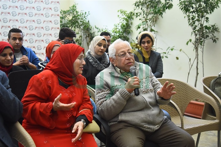 بعد عزف.. مقطوعته في حفل الجولدن جلون تكريم هاني شنودة عن مشواره الفني "صور" بعد عزف.. مقطوعته في حفل الجولدن جلون تكريم هاني شنودة عن مشواره الفني "صور"