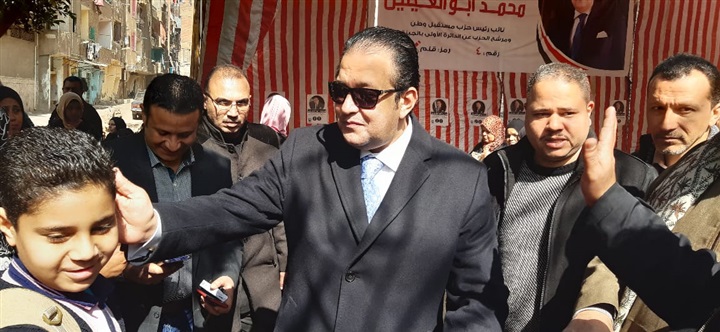 اليوم الثانى على التوالى.. علاء عابد يتفقد اللجان الانتخابية بجنوب الجيزة اليوم الثانى على التوالى.. علاء عابد يتفقد اللجان الانتخابية بجنوب الجيزة