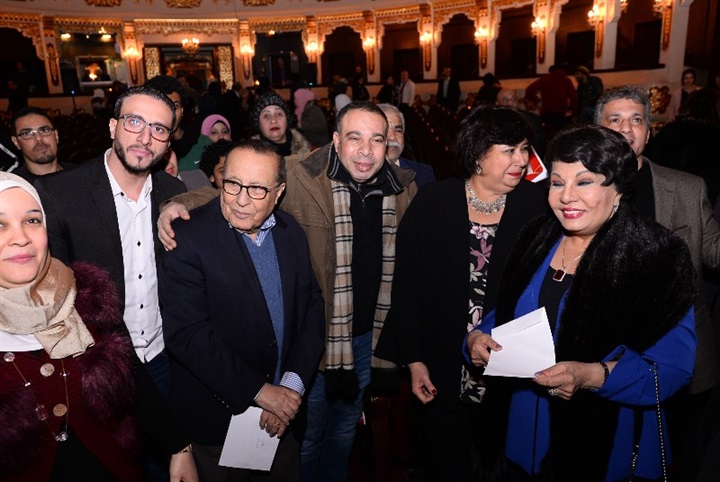 بالصور.. بحضور وزيرة الثقافة ونجوم الفن حفل تأبين المخرج محسن حلمي بالمسرح القومي بالصور.. بحضور وزيرة الثقافة ونجوم الفن حفل تأبين المخرج محسن حلمي بالمسرح القومي