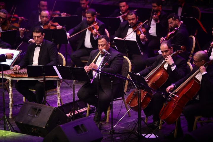 بالصور.. هاني شاكر يطرب الحضور بحفل عيد الحب بدار الأوبرا المصريه بالصور.. هاني شاكر يطرب الحضور بحفل عيد الحب بدار الأوبرا المصريه