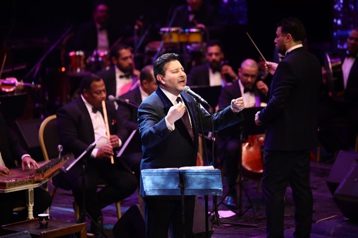 بالصور.. هاني شاكر يطرب الحضور بحفل عيد الحب بدار الأوبرا المصريه بالصور.. هاني شاكر يطرب الحضور بحفل عيد الحب بدار الأوبرا المصريه