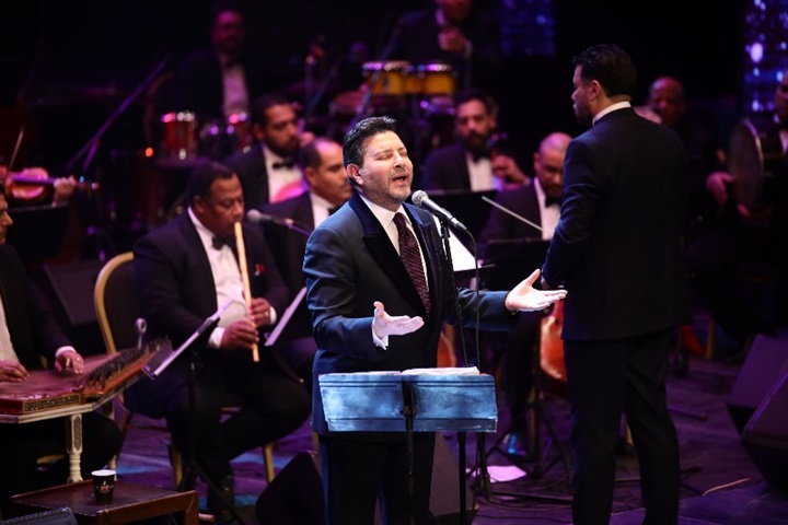 بالصور.. هاني شاكر يطرب الحضور بحفل عيد الحب بدار الأوبرا المصريه بالصور.. هاني شاكر يطرب الحضور بحفل عيد الحب بدار الأوبرا المصريه