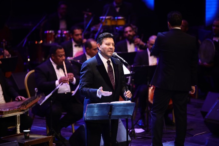بالصور.. هاني شاكر يطرب الحضور بحفل عيد الحب بدار الأوبرا المصريه بالصور.. هاني شاكر يطرب الحضور بحفل عيد الحب بدار الأوبرا المصريه