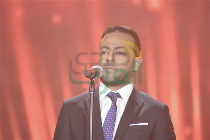 بالصور.. تامر عاشور يتألق في حفل عيد الحب على مسرح كايرو شو بالقاهرة الجديدة بالصور.. تامر عاشور يتألق في حفل عيد الحب على مسرح كايرو شو بالقاهرة الجديدة