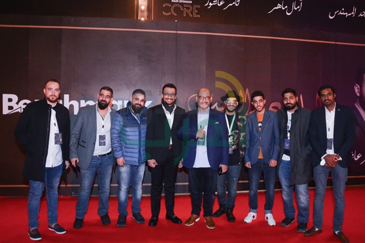 بالصور.. تامر عاشور يتألق في حفل عيد الحب على مسرح كايرو شو بالقاهرة الجديدة بالصور.. تامر عاشور يتألق في حفل عيد الحب على مسرح كايرو شو بالقاهرة الجديدة