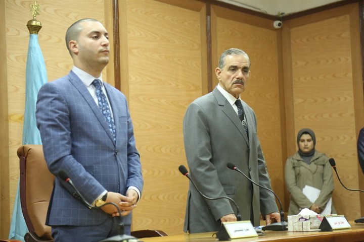 بالصور.. محافظ كفر الشيخ ونائبه يكرمان الأولي عالميًا في «تلاوة القرآن» و4 متميزين