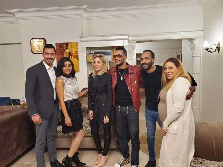 بالصور.. محمد رمضان يحتفل بخطوبة شقيقته بالصور.. محمد رمضان يحتفل بخطوبة شقيقته