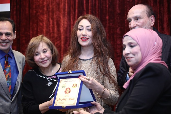 بالصور .. تكريم نجوم الفن بحفل مجلس الإعلامين بالصور .. تكريم نجوم الفن بحفل مجلس الإعلامين