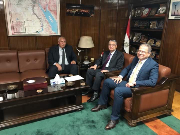 مديرية أمن الشرقية  تنفذ قافلة طبية بقرية الغزالي بالتنسيق مع الصحة