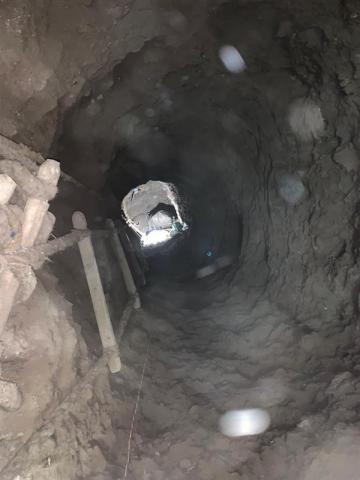 بالصور.. تفاصيل القبض علي 3 عمال قاموا بالتنقيب عن الآثار بحثا عن إرث جدتهم بالجمالية