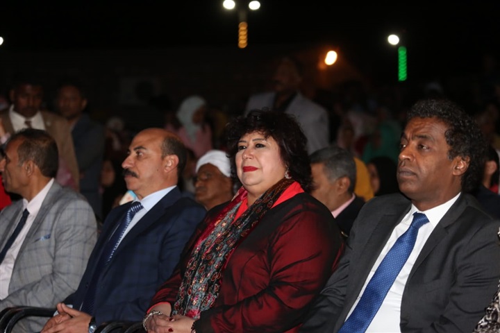وزير الثقافة ومحافظ أسوان يشهدان الاحتفالية لافتتاح أسوان الدولى الثامن وزير الثقافة ومحافظ أسوان يشهدان الاحتفالية لافتتاح أسوان الدولى الثامن