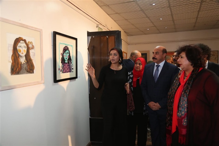 وزير الثقافة ومحافظ أسوان يشهدان الاحتفالية لافتتاح أسوان الدولى الثامن وزير الثقافة ومحافظ أسوان يشهدان الاحتفالية لافتتاح أسوان الدولى الثامن