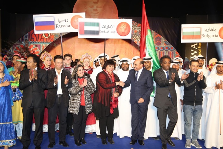وزير الثقافة ومحافظ أسوان يشهدان الاحتفالية لافتتاح أسوان الدولى الثامن وزير الثقافة ومحافظ أسوان يشهدان الاحتفالية لافتتاح أسوان الدولى الثامن