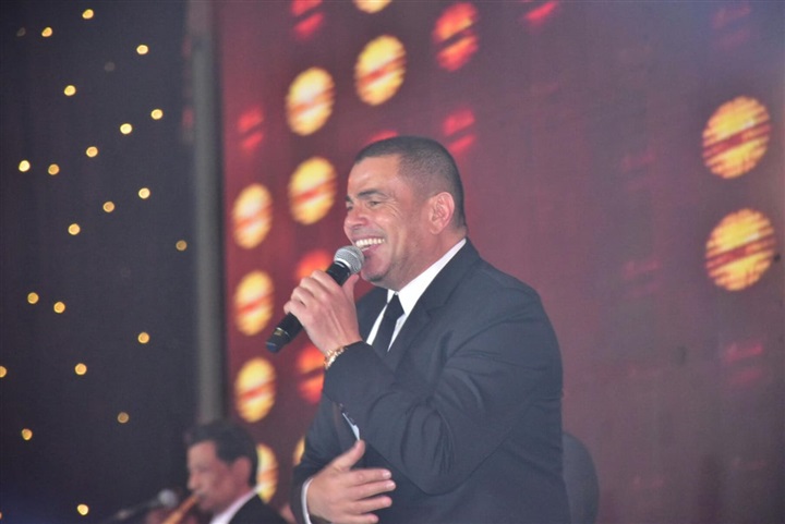 بالصور.. عمرو دياب يحي حفل البروج مصر لطلقها مشروع "6ixty" في العاصمه الإداريه بالصور.. عمرو دياب يحي حفل البروج مصر لطلقها مشروع "6ixty" في العاصمه الإداريه