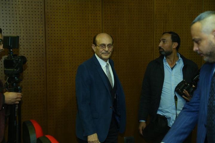 بالصور.. تكريم صبحي من قصر السينما برئاسة تامر عبدالمنعم بالصور.. تكريم صبحي من قصر السينما برئاسة تامر عبدالمنعم