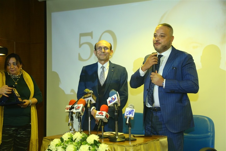 بالصور.. تكريم صبحي من قصر السينما برئاسة تامر عبدالمنعم بالصور.. تكريم صبحي من قصر السينما برئاسة تامر عبدالمنعم