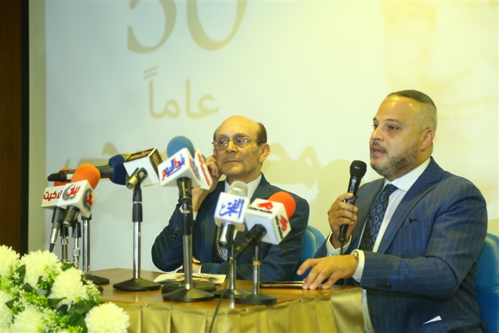 بالصور.. تكريم صبحي من قصر السينما برئاسة تامر عبدالمنعم بالصور.. تكريم صبحي من قصر السينما برئاسة تامر عبدالمنعم
