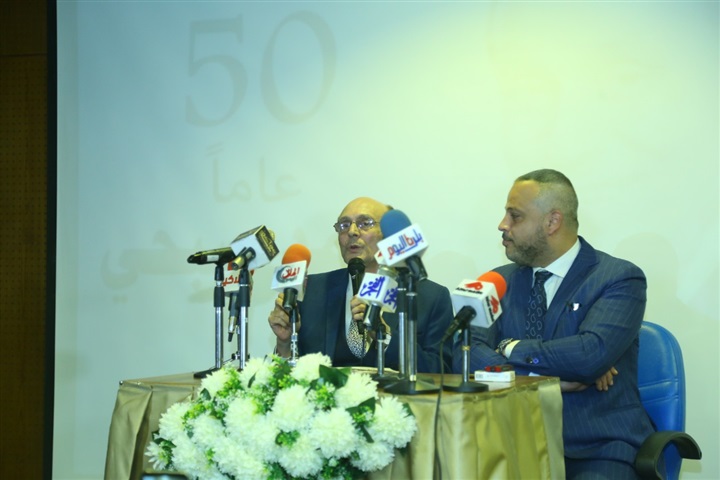 بالصور.. تكريم صبحي من قصر السينما برئاسة تامر عبدالمنعم بالصور.. تكريم صبحي من قصر السينما برئاسة تامر عبدالمنعم