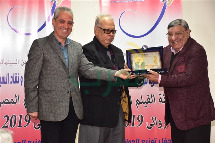 بالصور.. توزيع جوائز السينما المصرية تكريم رغده ورشوان توفيق ومحمد فراج